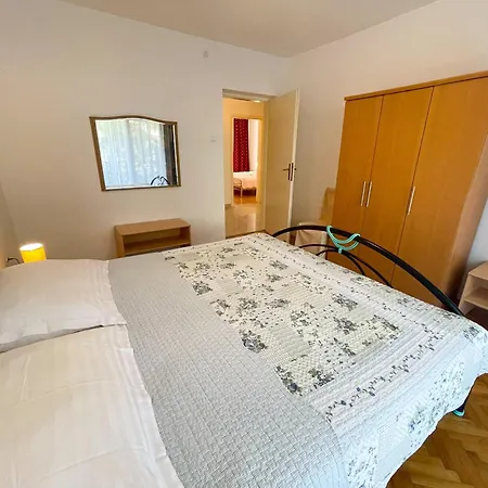 Pintar Apartment Jadranovo