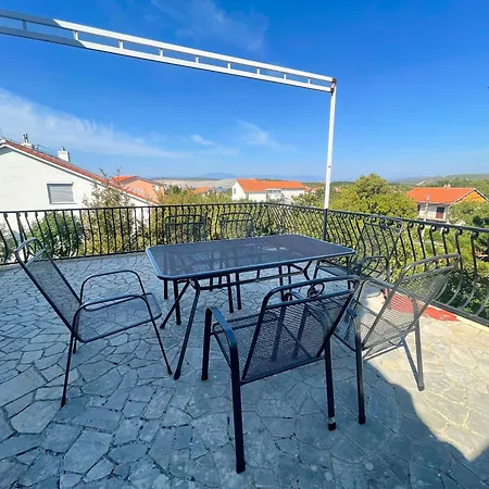 Apartment Pintar